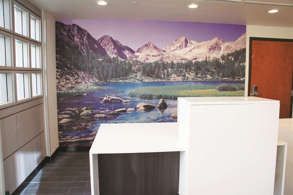 Hotel La Quinta By Wyndham Colorado Springs North Interior foto